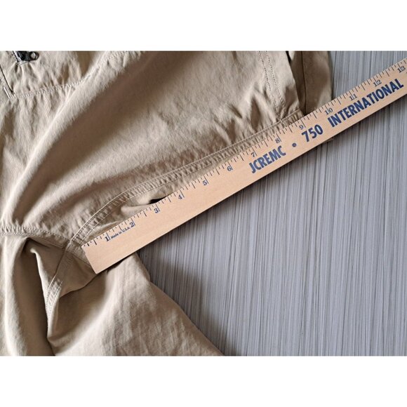 The North Face Mens XXL Beige Cargo Shorts Size Adjustable Waist Outdoor Hiking - Picture 7 of 10